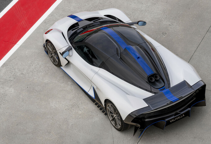 Review Aston Martin Valhalla (2026) - eerste test AutoGids