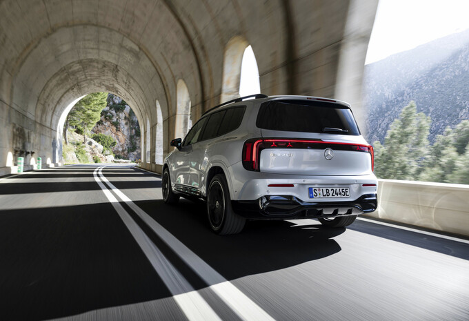 Review Mercedes GLB Electric (2026)