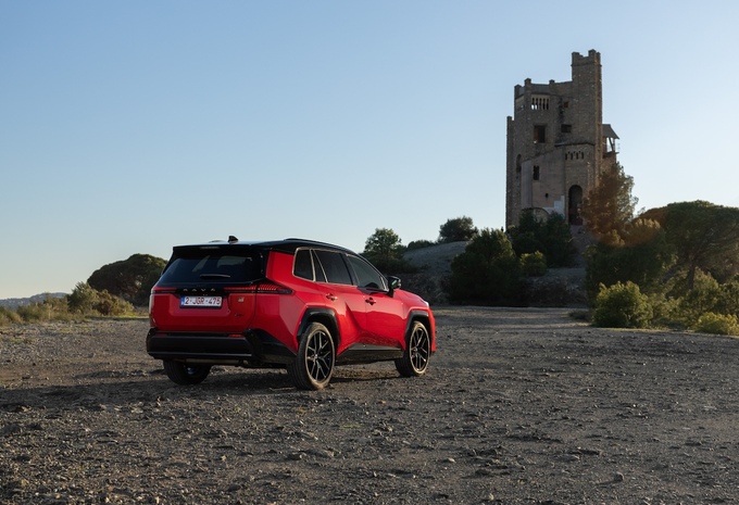 Toyota RAV4 HEV 2026