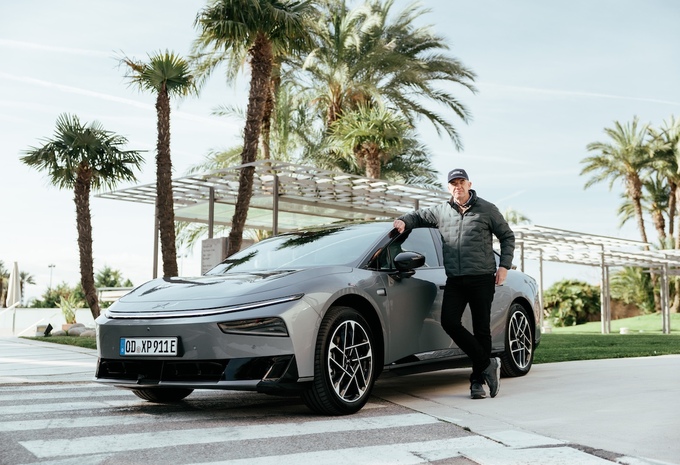 Review Xpeng P7+ (2026) - slanke limousine met snelle laadtijden en scherpe prijs