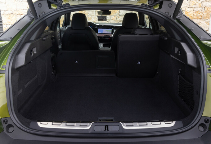  Review Peugeot E-408 (facelift 2026) - eerste test AutoGids