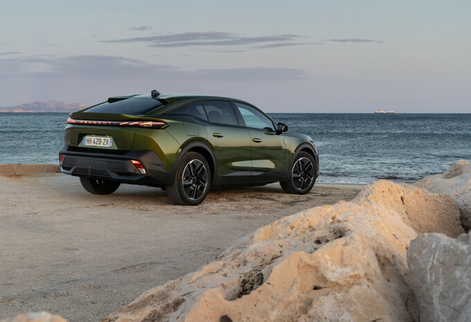  Review Peugeot E-408 (facelift 2026) - eerste test AutoGids