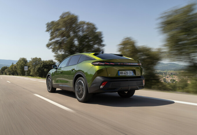  Review Peugeot E-408 (facelift 2026) - eerste test AutoGids