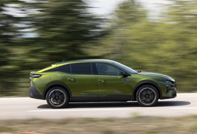  Review Peugeot E-408 (facelift 2026) - eerste test AutoGids