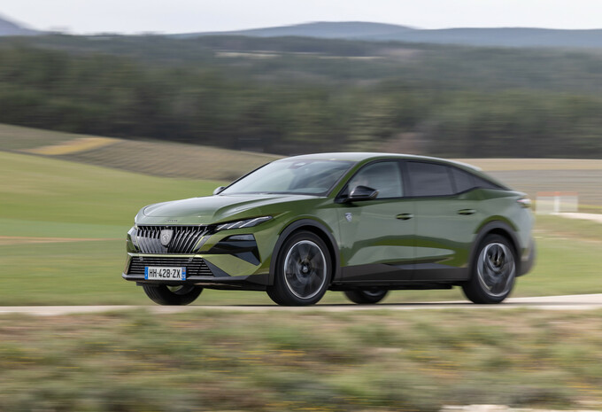  Review Peugeot E-408 (facelift 2026) - eerste test AutoGids