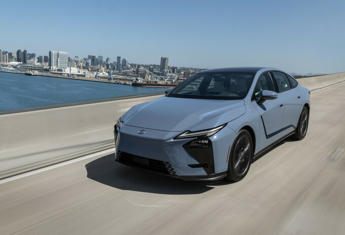 Lexus ES (2026) – L'hospitalité japonaise #3