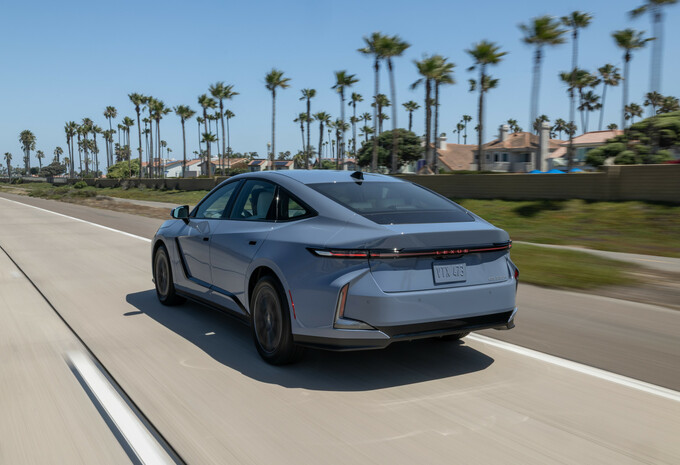 Lexus ES (2026) – L'hospitalité japonaise #4