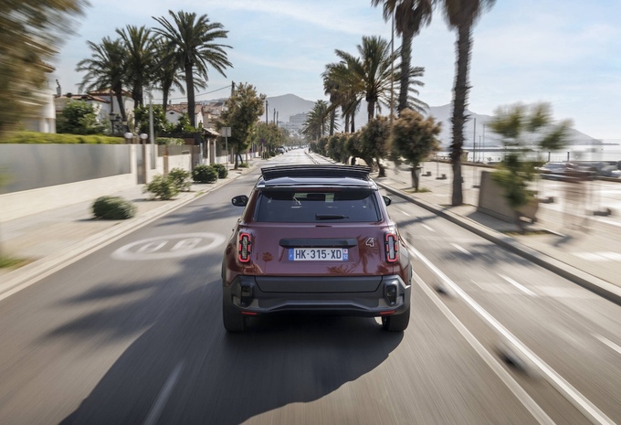 2026 Renault 4 E-Tech Electric Plein Sud