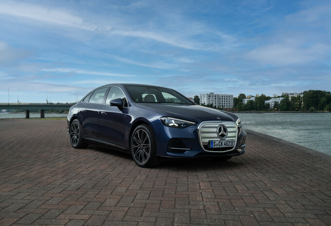 Review Mercedes C 400 4MATIC (2026) – Mini S-Klasse #3