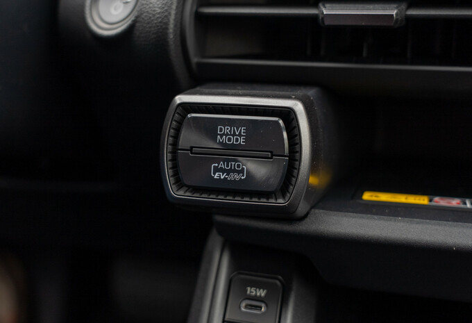 Review Suzuki Across (2026) - eerste test AutoGids