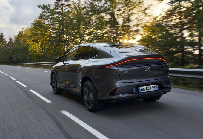Review: MG IM6 100 Performance AWD (2026) - eerste test AutoGids
