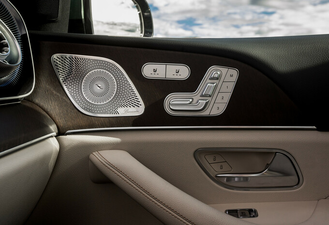 Review Mercedes GLE 450e (2026) – facelift met ambitie #10