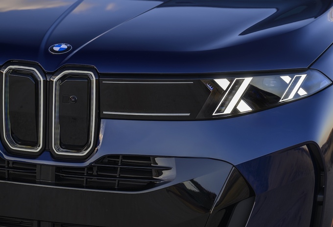 Preview BMW iX5 60 eDrive 2027