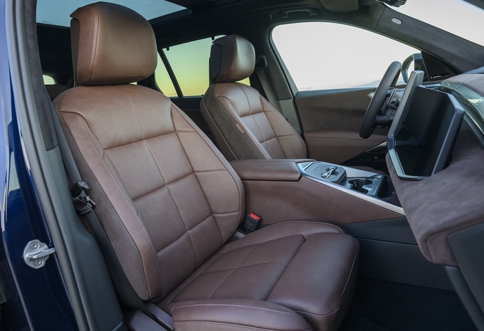 Preview BMW iX5 60 eDrive 2027