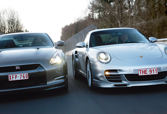 Nissan GT-R & Porsche 911 Turbo : Lords of the ring #1