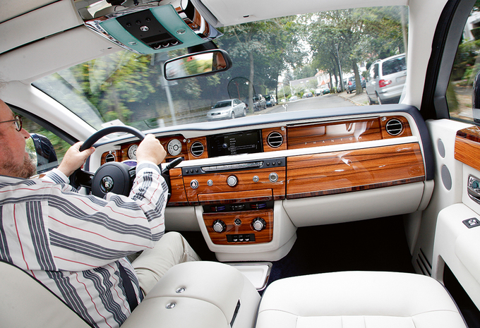 Rolls-Royce Phantom Series II #3