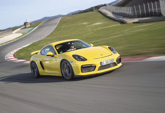 Porsche Cayman GT4: back to the roots #1