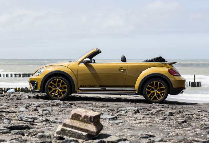 Volkswagen Beetle Cabrio Dune 1.4 TSI : Avontuurlijke vierzitscabrio #4