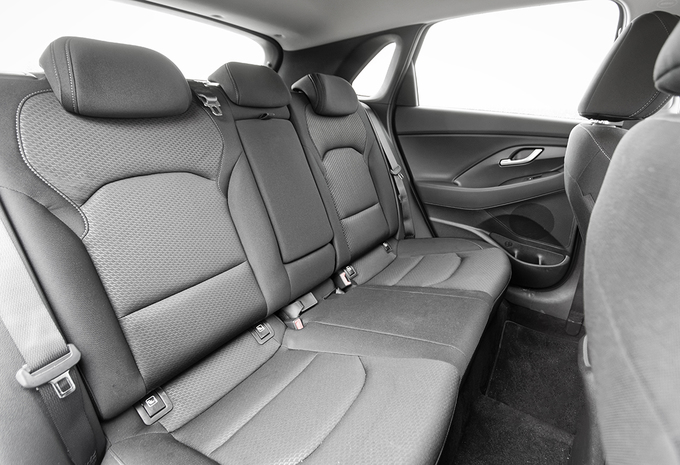 Hyundai i30 1.0 T-GDi : Netjes in de rij #10