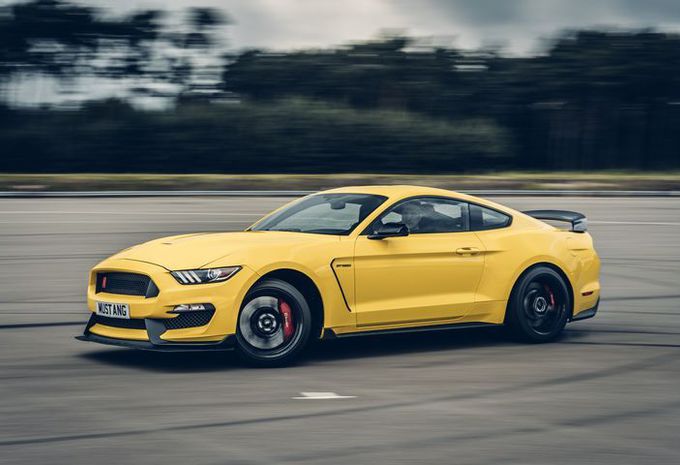 Ford Mustang Shelby GT350R - Cheval de course #1